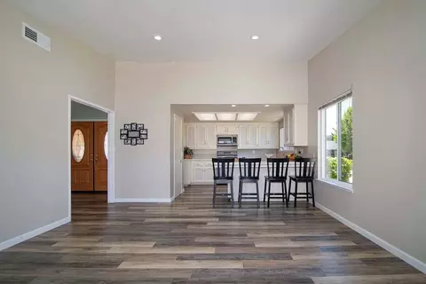Living - 4476 Falcon Dr, Lompoc, CA 93436 photo 6 of 7