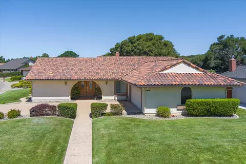 4476 Falcon Dr, Lompoc, CA 93436