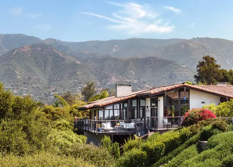 150 Coronada Cir, Santa Barbara, CA 93108