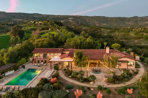 14001402 N Fairview Ave, Goleta, CA 93117