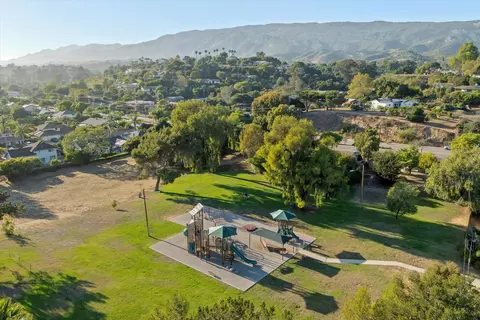 View/Area - 488 Wakefield Rd, Goleta, CA 93117 photo 3 of 3