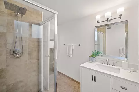 Bath - 488 Wakefield Rd, Goleta, CA 93117 photo 1 of 3