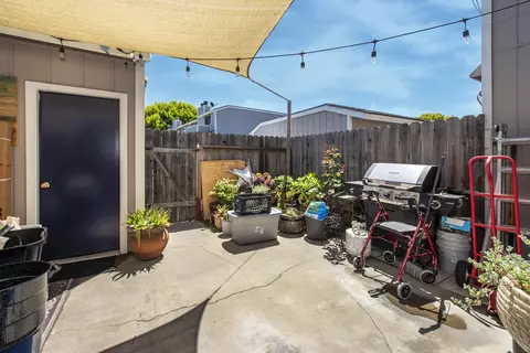 Exterior - 214 N R St, Lompoc, CA 93436 photo 2 of 5