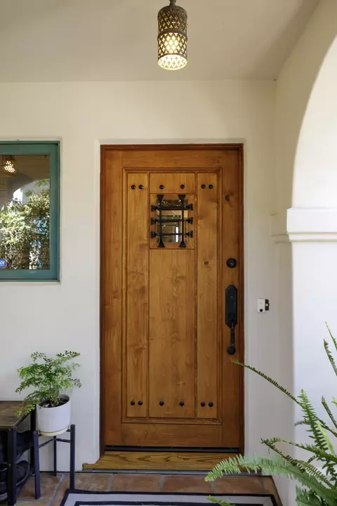 928 Olive St, Santa Barbara, CA 93101