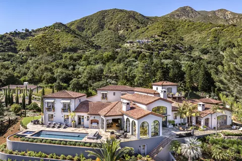 956 Mariposa Ln, Santa Barbara, CA 93108