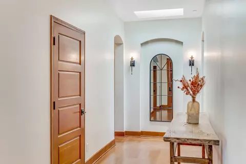 Entry Way - 176 Ocean View Ave, Carpinteria, CA 93013 photo 2 of 2