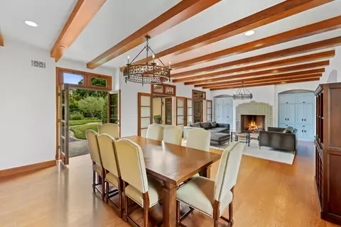 Dining - 176 Ocean View Ave, Carpinteria, CA 93013 photo 2 of 3