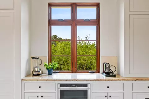 Kitchen - 176 Ocean View Ave, Carpinteria, CA 93013 photo 3 of 5