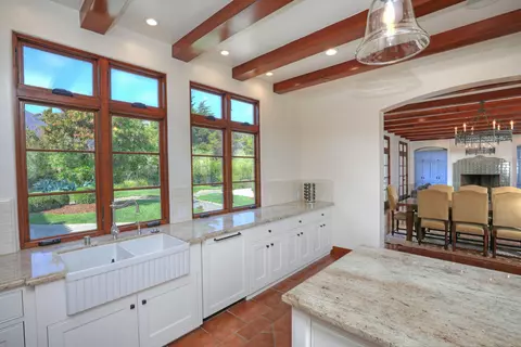 Kitchen - 176 Ocean View Ave, Carpinteria, CA 93013 photo 4 of 5