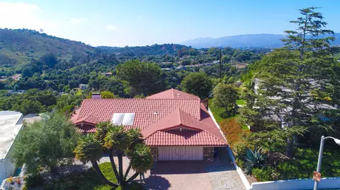 1370 Crestline Dr, Santa Barbara, CA 93105