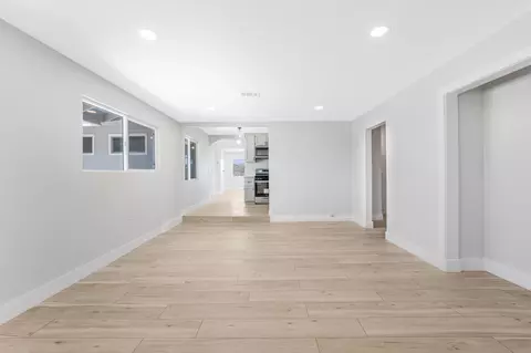 Living - 3440 Via Dona, Lompoc, CA 93436 photo 3 of 6