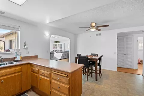 228 Barrington Pl, Lompoc, CA 93436 photo 11