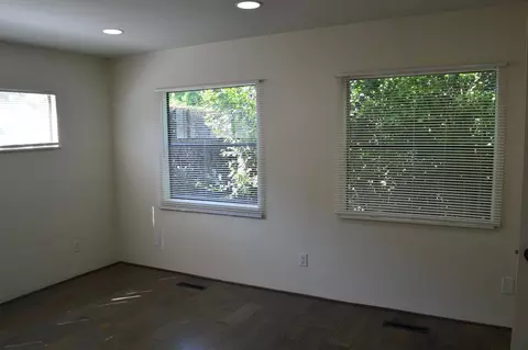 Bedroom - 222 W Chestnut Ave, Lompoc, CA 93436 photo 5 of 5