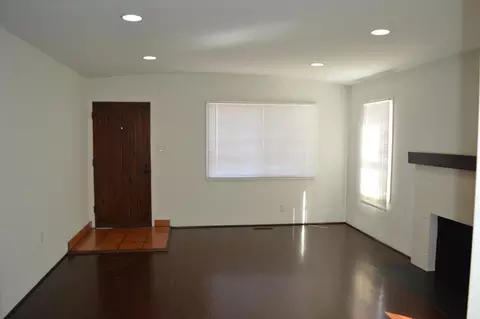 Living - 222 W Chestnut Ave, Lompoc, CA 93436 photo 3 of 3