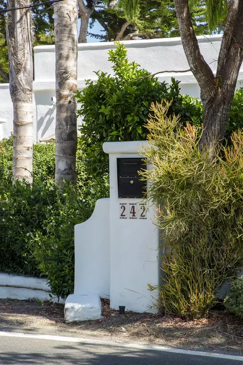 242 Ortega Ridge Rd, Montecito, CA 93108 photo 2