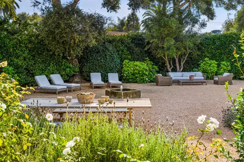 Exterior - 1595 Miramar Ln, Montecito, CA 93108 photo 7 of 15