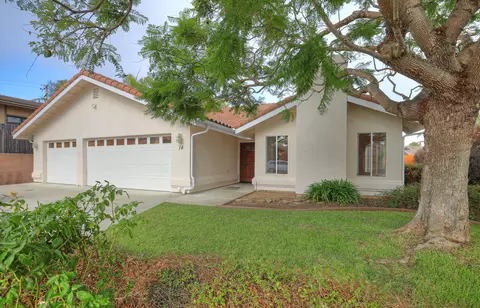 14 Violet Ln, Goleta, CA 93117