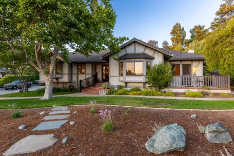 1875 Ringsted Dr, Solvang, CA 93463