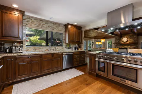 Kitchen - 1875 Ringsted Dr, Solvang, CA 93463 photo 2 of 3