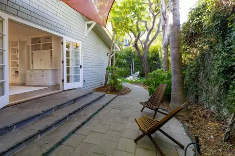 Exterior - 409 E Valerio St, Santa Barbara, CA 93101 photo 12 of 14