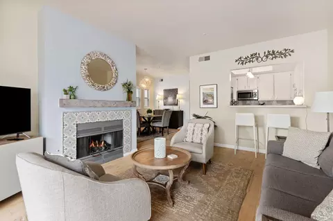 Living - 4525 Carpinteria Ave #A, Carpinteria, CA 93013 photo 3 of 3