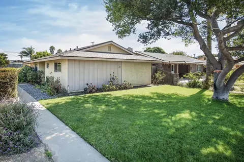 628 N 5th St, Lompoc, CA 93436