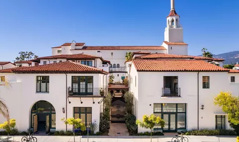 18 W Victoria St #208, Santa Barbara, CA 93101