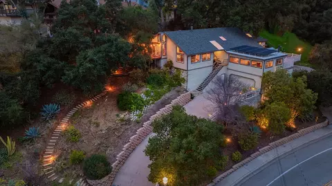 75 High St, Oak View, CA 93022