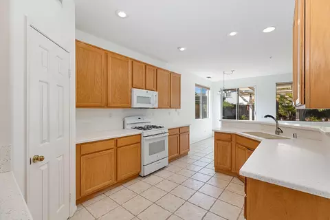 7611 Eisenhower St, Ventura, CA 93003 photo 6