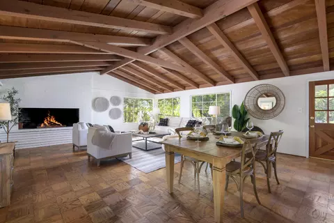 22 Canyon Acres Dr, Santa Barbara, CA 93105
