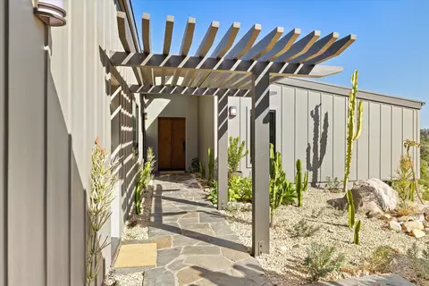 1297 Tunnel Rd, Santa Barbara, CA 93105