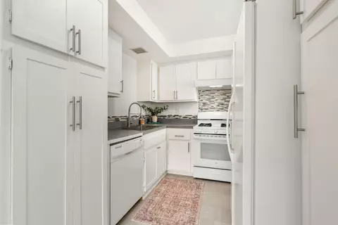 Kitchen - 391 Northgate Dr #D, Goleta, CA 93117 photo 1 of 1