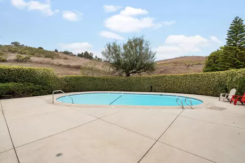 Exterior - 391 Northgate Dr #D, Goleta, CA 93117 photo 4 of 4