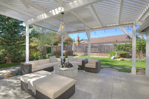 87 Deerhurst Dr, Goleta, CA 93117 photo 24