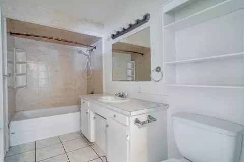 Bath - 1409 W College Ave, Lompoc, CA 93436 photo 2 of 2