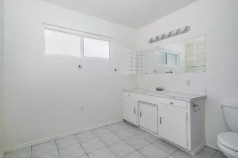 Bath - 1409 W College Ave, Lompoc, CA 93436 photo 1 of 2