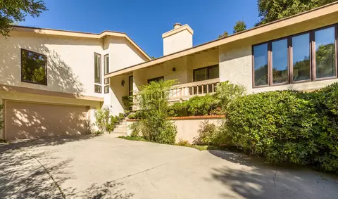 1532 Manitou Rd, Santa Barbara, CA 93105