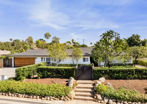 42 Northridge Rd, Santa Barbara, CA 93105