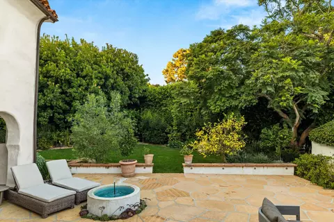 Exterior - 145 Olive Mill Ln, Montecito, CA 93108 photo 4 of 11