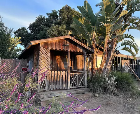 910 Pear St, Carpinteria, CA 93013