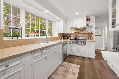 Kitchen - 1430 Greenworth Pl, Montecito, CA 93108 photo 2 of 3