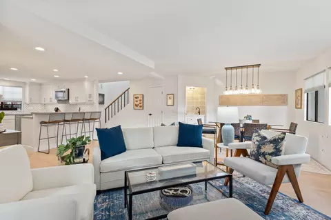 2084 Cliff Dr, Santa Barbara, CA 93109