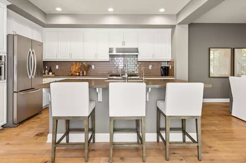 Kitchen - 50 Sanderling Ln, Goleta, CA 93117 photo 2 of 2