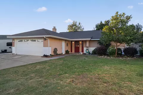 4416 La Tierra Ln, Carpinteria, CA 93013