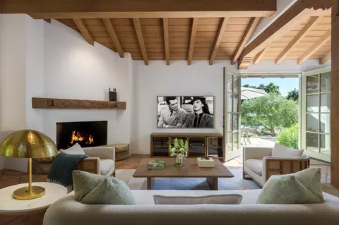 Living - 849 Ashley Rd, Montecito, CA 93108 photo 2 of 3