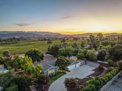 2998 Buckboard Ln, Solvang, CA 93463