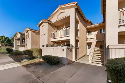 321 Inger Dr #D-18, Santa Maria, CA 93454