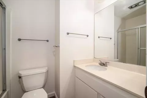 Bath - 3683 Constellation Rd, Lompoc, CA 93436 photo 3 of 3