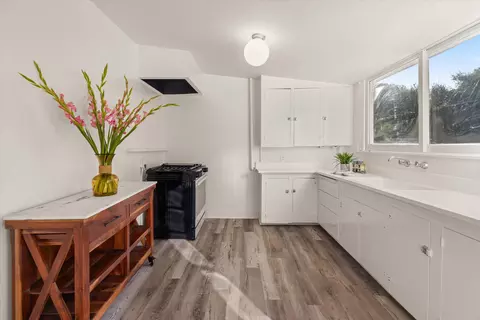Kitchen - 1465 S Jameson Ln, Montecito, CA 93108 photo 4 of 4