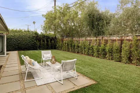 Exterior - 1377 Linhere Dr, Carpinteria, CA 93013 photo 2 of 6